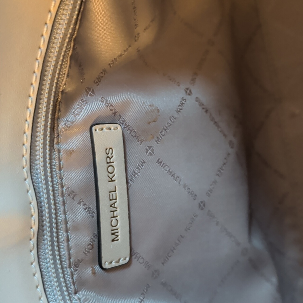 Michael Kors Emilia Large Cream Pebbled Leather Satchel - Picture 10 of 13